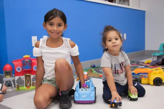 young girls in early learning class